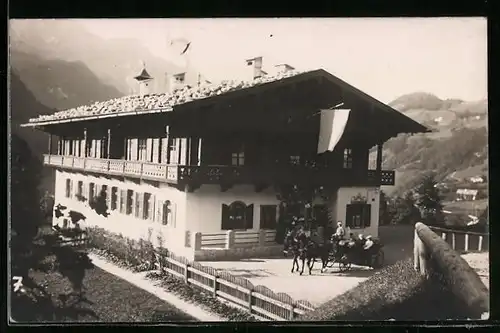 Foto-AK Schellenberg, Pfederkutsche am Postamt, ca. 1916