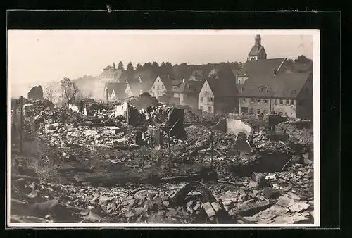 Foto-AK Öschelbronn b. Niefern, Folgen des Stadtbrandes, ca. 1933