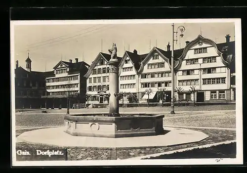 AK Gais, Dorfplatz mit Brunnen