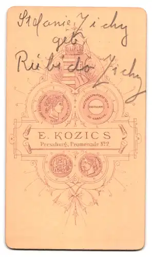 Fotografie E. kozics, Pressburg, Portrait Stefanie Zichy geborene Rubido Zichy mit geflochtenen Haaren
