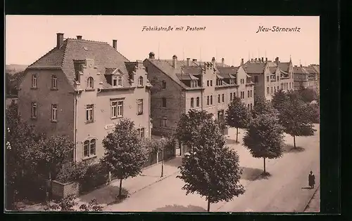 AK Neu-Sörnewitz, Fabrikstrasse mit Postamt und Geschäften