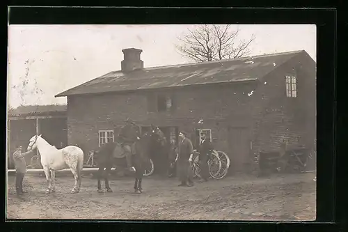 Foto-AK Ausackerholz, Gehöft mit Pferden 1912