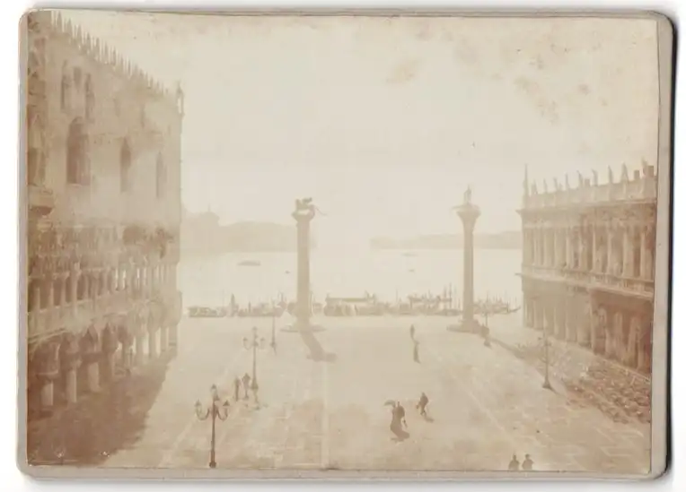 28 Fotografien unbekannter Fotograf, Venedig, Baron Hilmar von dem Bussche in Venedig, Gondel, Kriegsschiff, 1900 10