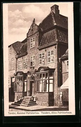 AK Tonder, Altes Patrizierhaus mit Strassenpartie