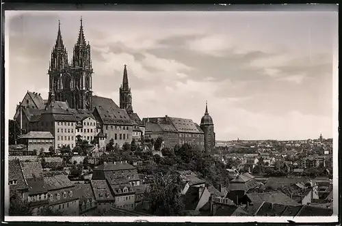 Fotografie Brück & Sohn Meissen, Ansicht Meissen i. Sa., Blick auf den Burgberg mit dem Schloss und Dom
