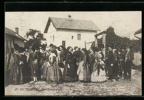 AK Gruppe aus Oberösterreich in Tracht