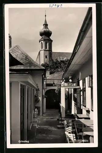 AK Wien-Grinzing, Ortspartie mit Gasthaus und Kirche