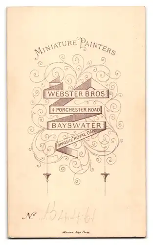 Fotografie Webster Bros, Bayswater, 4, Porchester Road, Hübsch gekleidetes Kind mit Blumenkorb