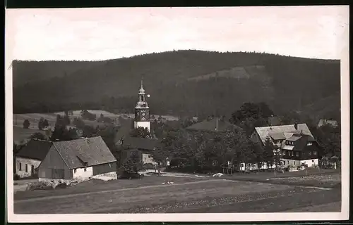 Fotografie Brück & Sohn Meissen, Ansicht Schellerhau i. Erzg., Blick in den Ort mit der Kirche