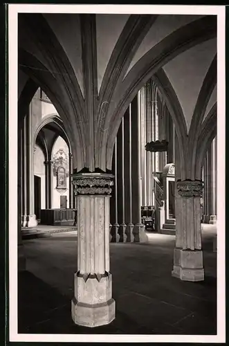 Fotografie Brück & Sohn Meissen, Ansicht Meissen i. Sa., Blick durch Langhaus des Doms gegen Südwesten