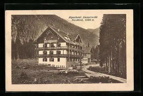 AK Reutte, Alpenhotel Ammerwald im Wald gelegen