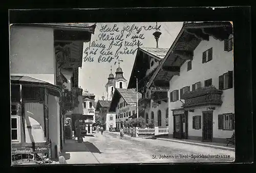 AK St. Johann, Strassenpartie mit Kirche