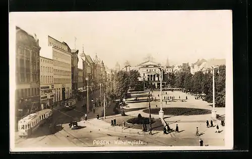 AK Posen, Strassenbahnen und Autos auf dem Wilhelmplatz