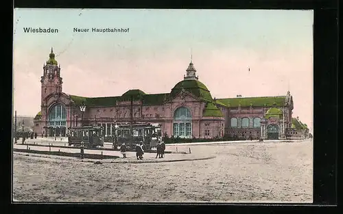 AK Wiesbaden, Neuer Hauptbahnhof, Strassenbahn