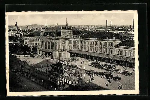 AK Brünn, Strassenbahnen am Bahnhof aus der Vogelschau