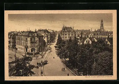 AK Zwickau i. Sa., Strassenbahn und Litfasssäule in der Bahnhofstrasse