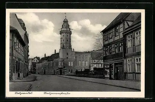 AK Salzwedel, Neuperverstrasse mit Rathausturm