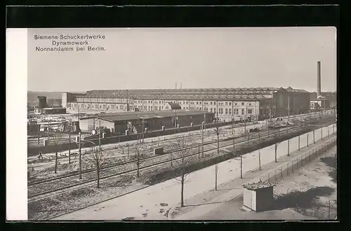 AK Berlin, Nonnendamm, Siemens-Schuckertwerke Dynamowerk aus der Vogelschau
