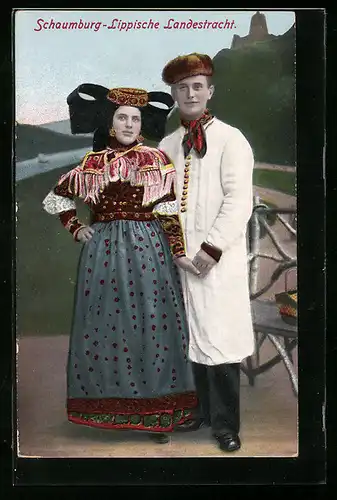 AK Paar in Schaumburg-Lippischer Landestracht