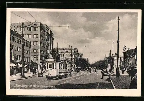 AK Hamburg-St. Pauli, Strasse Reeperbahn mit Geschäften und Strassenbahn