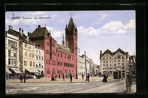 AK Basel, Kaffeerösterei F. Riggenbach z. Arm und Rathaus am Marktplatz mit Strassenbahn