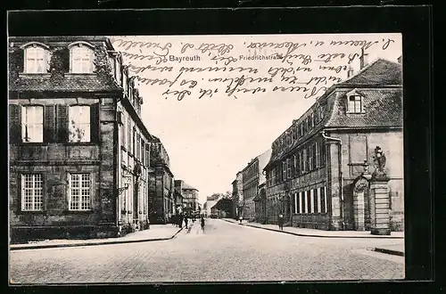 AK Bayreuth, Friedrichstrasse mit Passanten