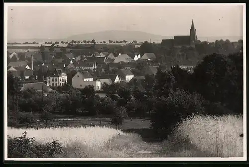 Fotografie Brück & Sohn Meissen, Ansicht Dahlen i. Sa., Blick zur Kirche mit Wohnhäusern