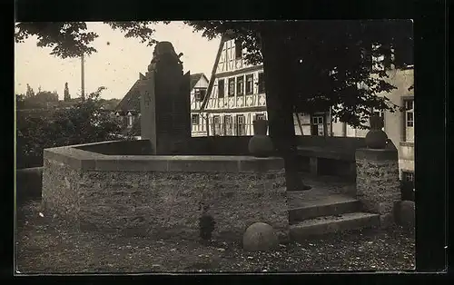 AK Wurmberg, Blick auf das Kriegerdenkmal, eingeweiht 1926