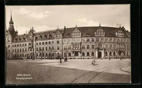 AK Erfurt, Strassenpartie am Hauptpostamt