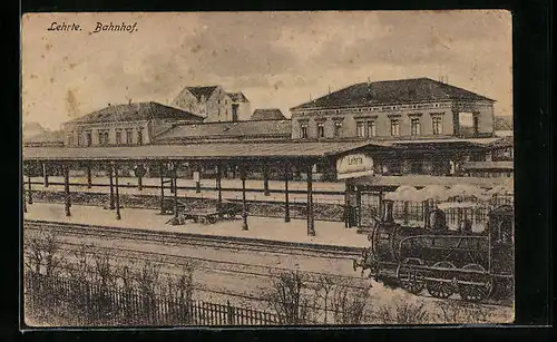 AK Lehrte, Einfahrender Zug am Bahnhof