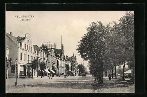 AK Neumünster, Strassenpartie Grossflecken mit Wohnhäusern