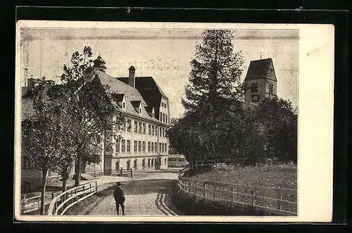 AK Lindenberg i. Allgäu, Strassenpartie beim Schulhaus