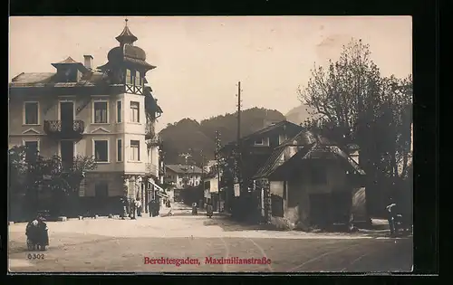 AK Berchtesgaden, Maximilianstrasse im Ortskern