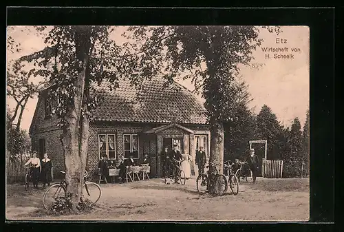 AK Etz, Gasthaus von H. Scheelk mit Passanten