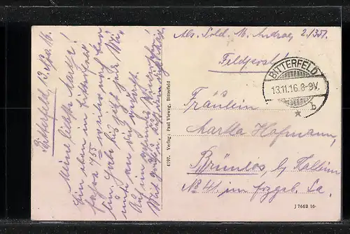 AK Bitterfeld, Kaiserstrasse Ecke Bismarckstrasse mit Schokoladengeschäft von Friedrich Ahrens