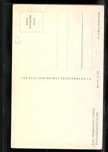 AK Musiker Fred Frohberg im Anzug nachdenklich den Kopf mit der Hand stützend