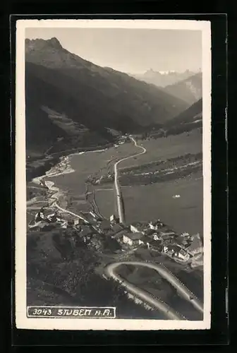 AK Stuben am Arlberg, Totalansicht von einem Berg aus