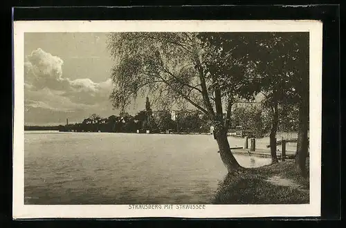 AK Strausberg, Blick über den Stausee zum Ort