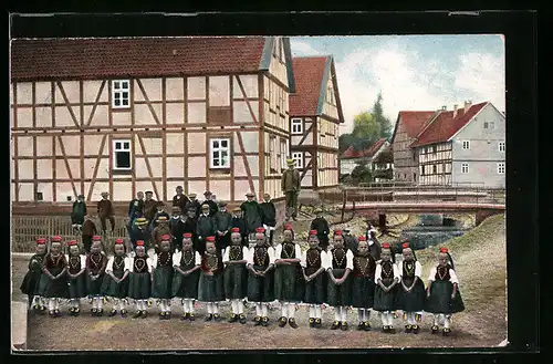 AK Gruss aus Hesssen, Mädchen in hessischer Tracht