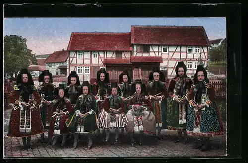 AK Hüttenberger Frauen in hessischen Trachten