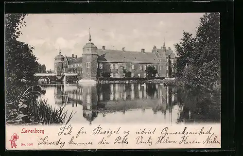 AK Lovenborg, Uferpartie mit Schloss