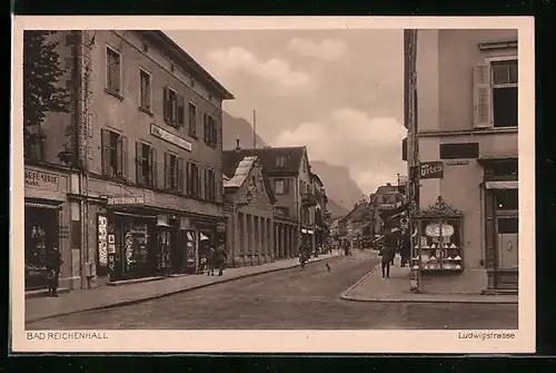 AK Bad Reichenhall, Ludwigstrasse mit Wohnhäusern