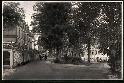 Fotografie Brück & Sohn Meissen, Ansicht Wolkenstein i. Erzg., Strassenpartie am Bergarbeiter-Sanatorium im Warmbad