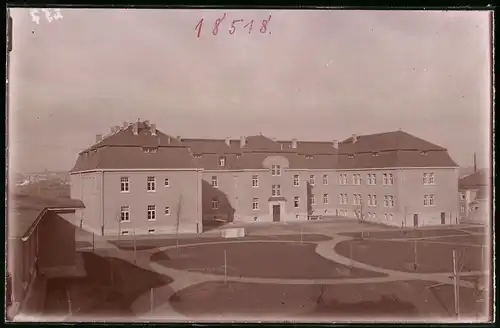 Fotografie Brück & Sohn Meissen, Ansicht Meissen i. Sa., Blick auf das Mannschaftshaus III der Jägerkaserne