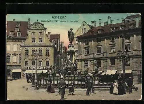 AK Augsburg, Spaziergänger vor dem Augustusbrunnen