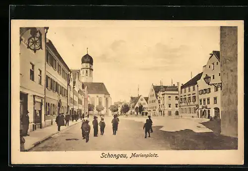 AK Schongau, Passanten auf dem Marienplatz