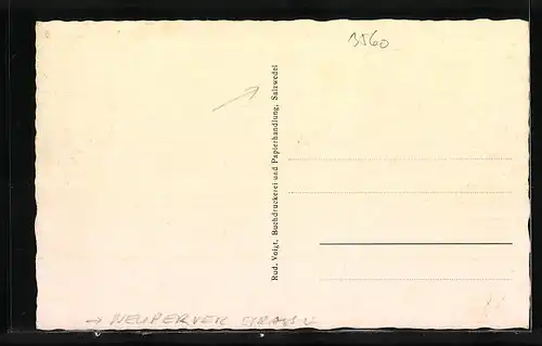 AK Salzwedel, Neuperver Strasse mit Rathausturm