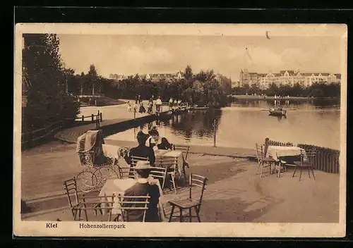 AK Kiel, Terrasse mit Besuchern am Hohenzollernpark