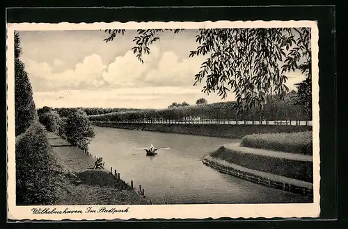 AK Wilhelmshaven, im Stadtpark, Ruderer auf dem See
