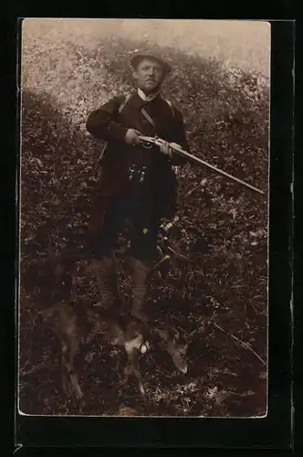AK Jäger mit Hund und Gewehr